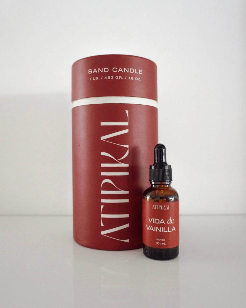 ATIPIKAL candle + esencia de VIDA DE VAINILLA