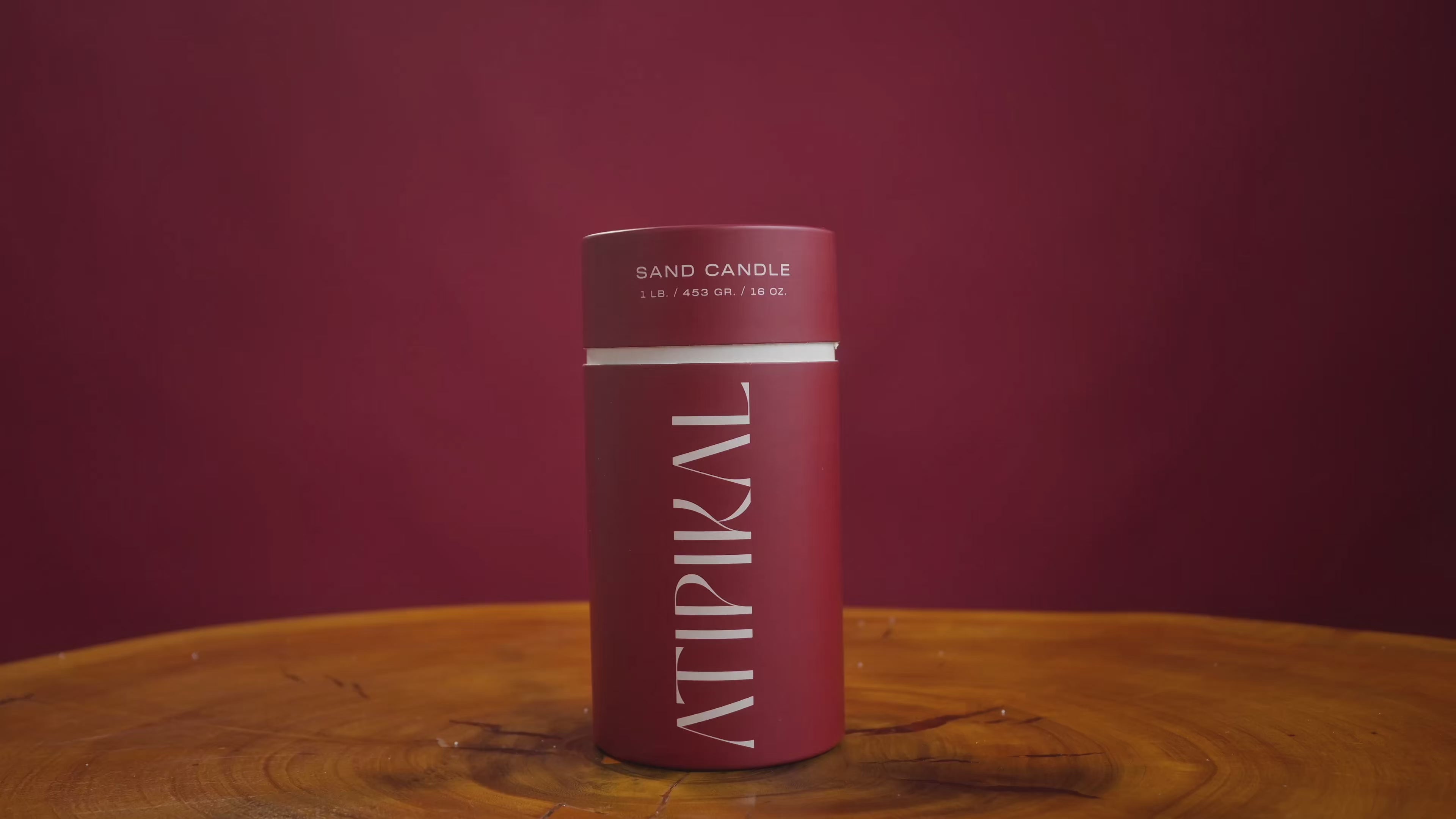 Cargar video: ATIPIKAL CANDLE